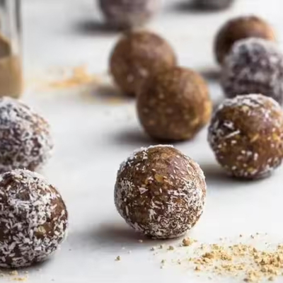 PLC Automatic Low Noise Filled Stuffed Energy Dates Balls Making Machine